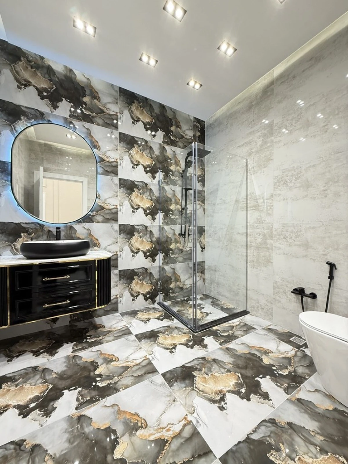 Satılır 4 otaqlı həyət evi 200 m²