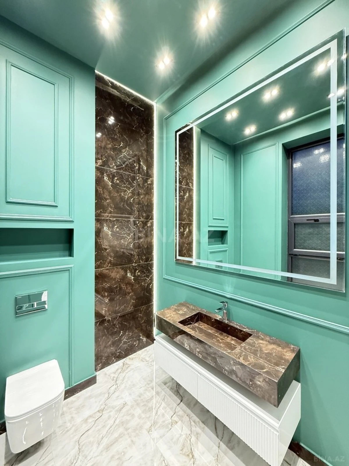 Satılır 4 otaqlı həyət evi 200 m²