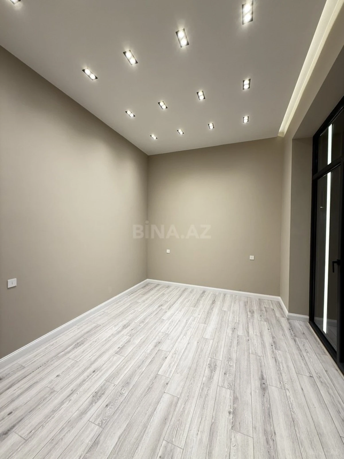 Satılır 4 otaqlı həyət evi 200 m²