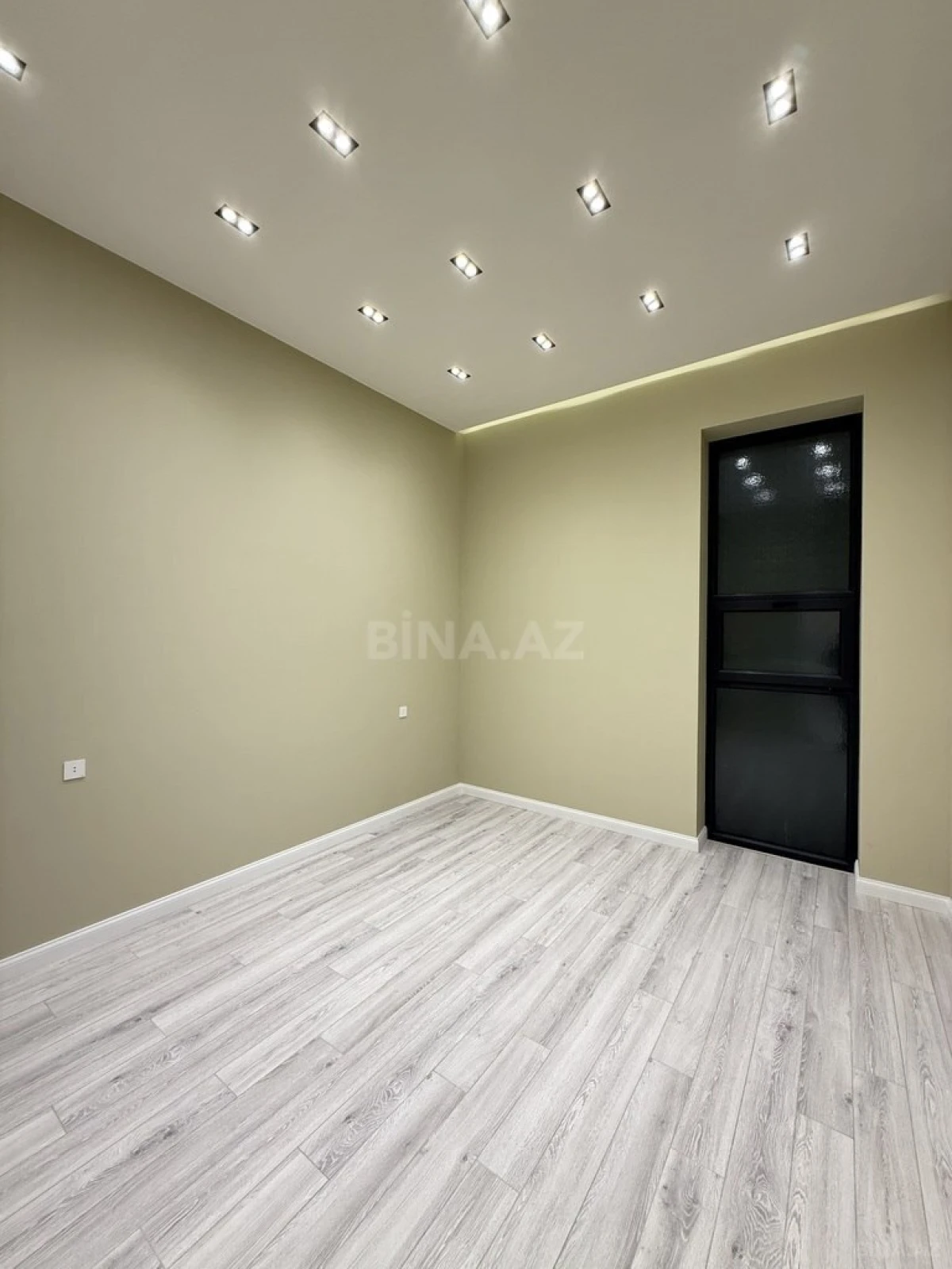 Satılır 4 otaqlı həyət evi 200 m²