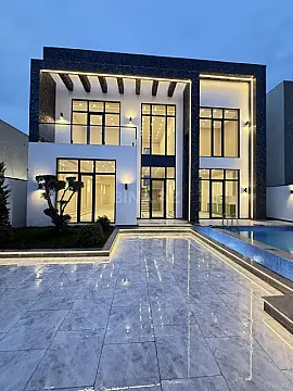 Satılır 4 otaqlı həyət evi 200 m²