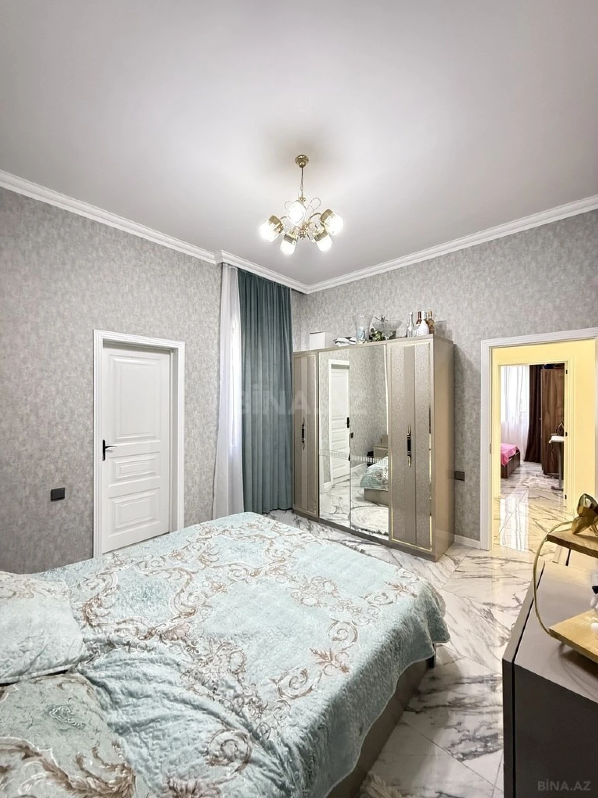 Satılır 4 otaqlı həyət evi 130 m²