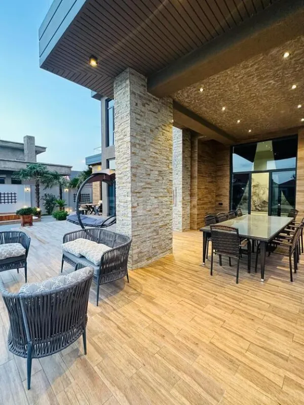 Kirayə verilir 6 otaqlı həyət evi 320 m²