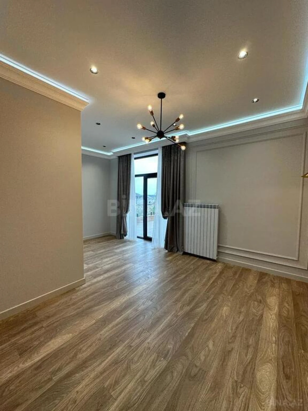 Kirayə verilir 6 otaqlı həyət evi 320 m²