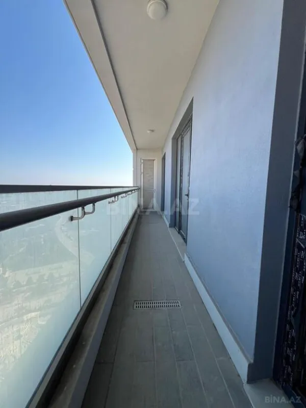 Satılır 3 otaqlı mənzil 109 m²