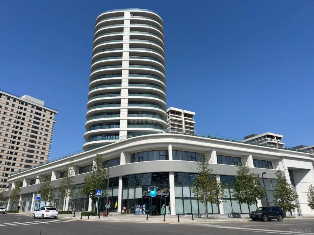 Satılır 3 otaqlı mənzil 109 m²