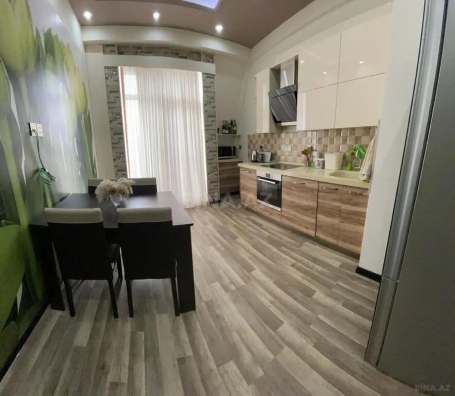 Kirayə verilir 1 otaqlı mənzil 60 m²