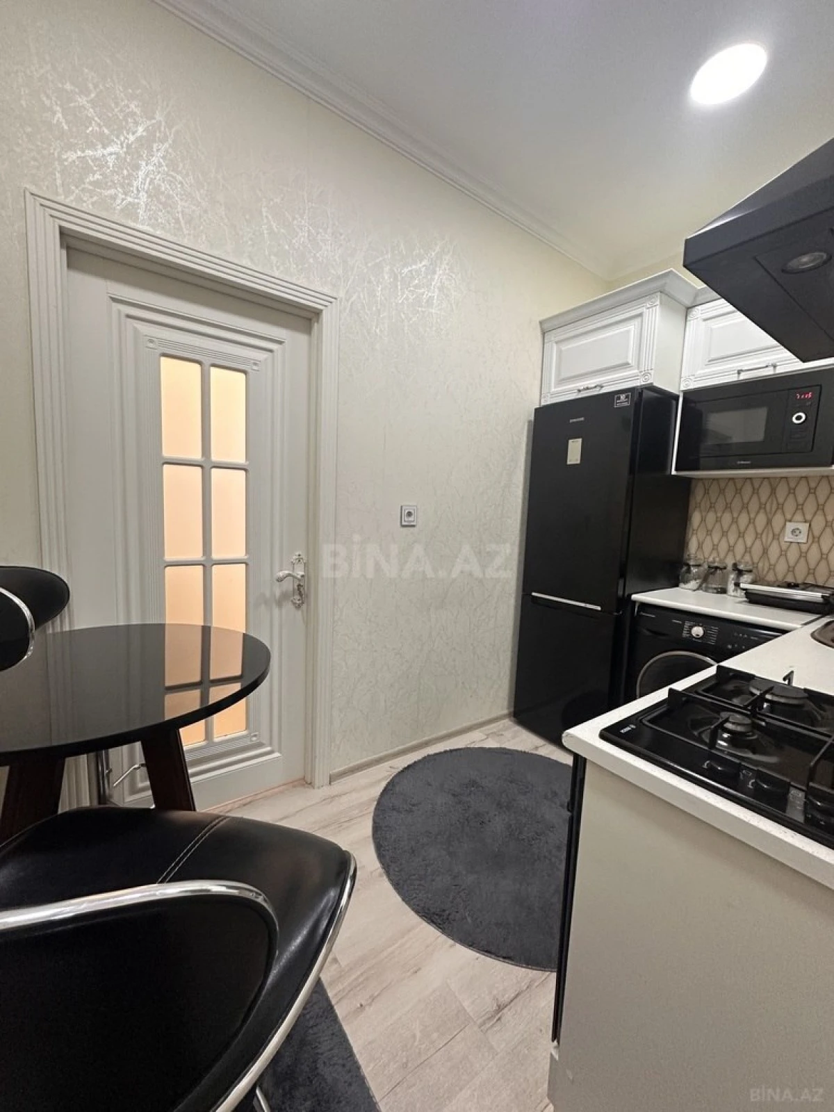 Satılır 2 otaqlı mənzil 56 m²