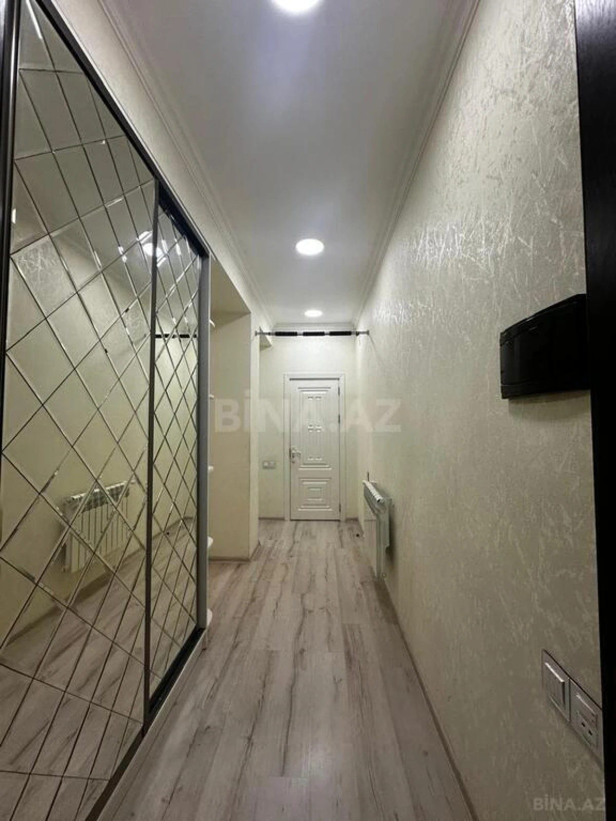 Satılır 2 otaqlı mənzil 50 m²
