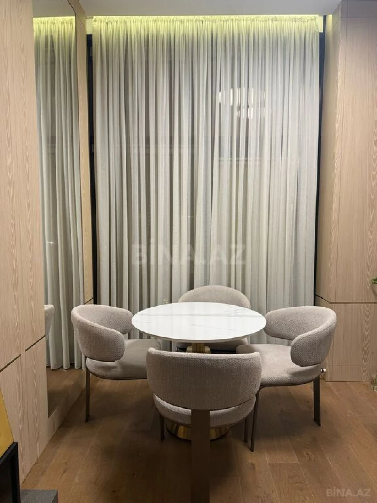 Kirayə verilir 1 otaqlı mənzil 55 m²