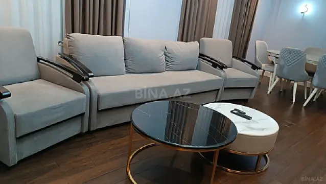 Kirayə verilir 3 otaqlı mənzil 148 m²