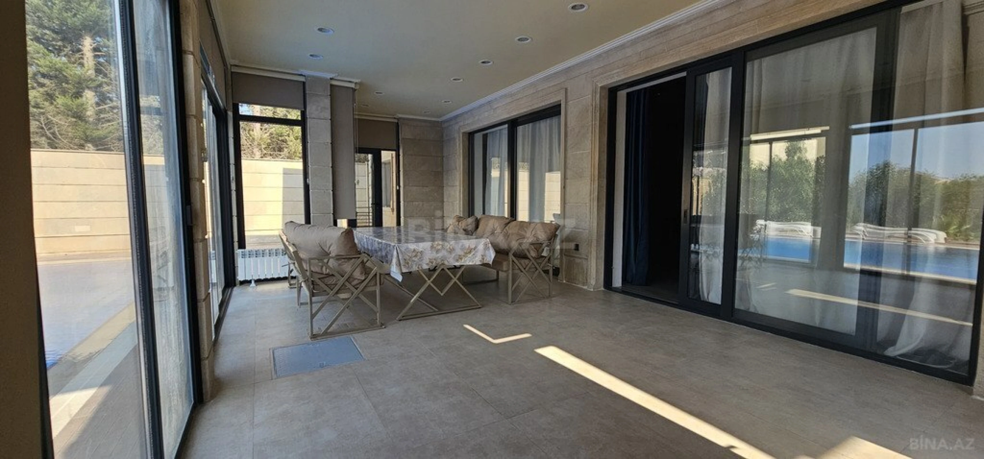 Kirayə verilir 3 otaqlı həyət evi 220 m²