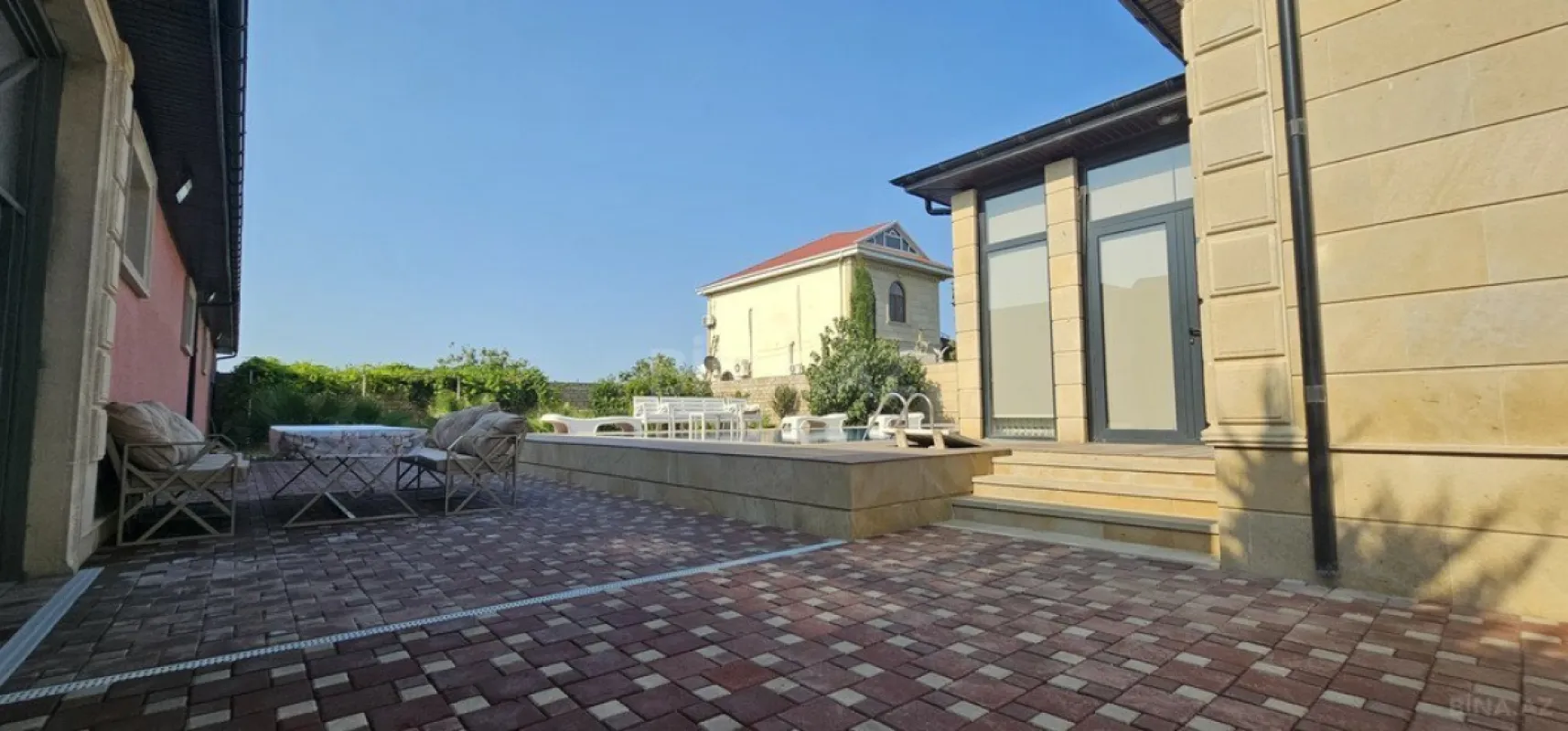 Kirayə verilir 3 otaqlı həyət evi 220 m²