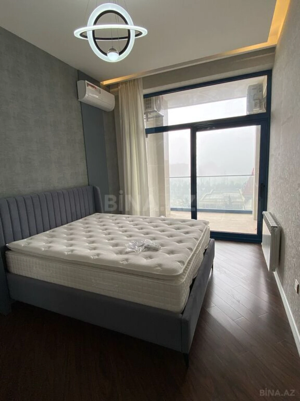 Satılır 2 otaqlı mənzil 66.9 m²