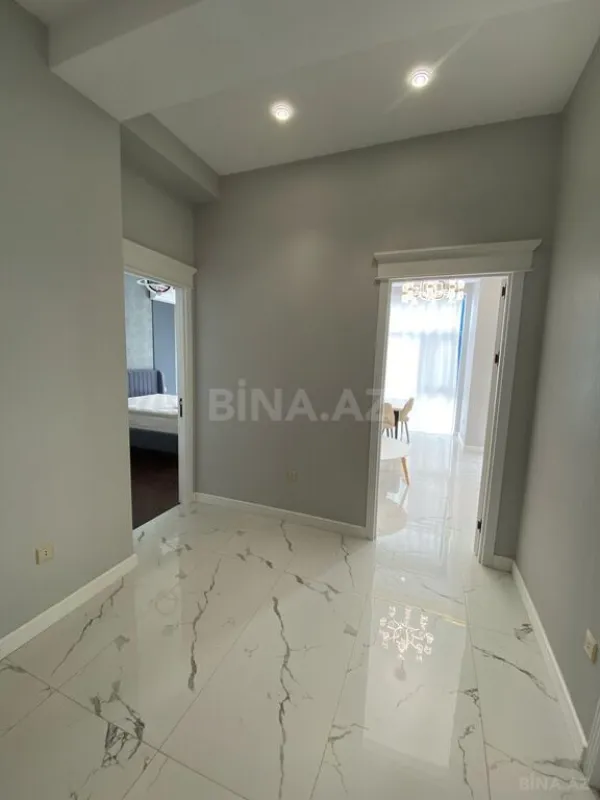 Satılır 2 otaqlı mənzil 66.9 m²