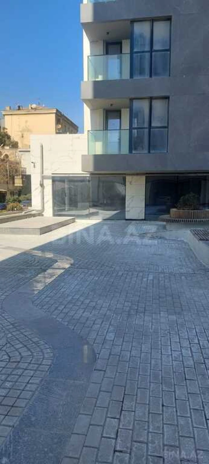 Kirayə verilir obyekt 170 m²