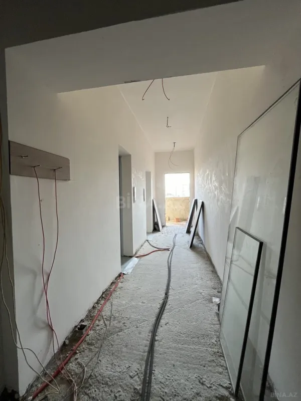 Satılır 3 otaqlı mənzil 117 m²