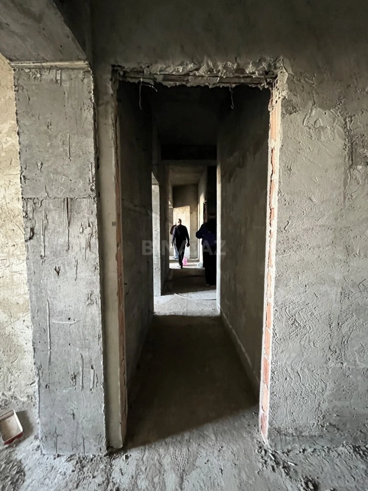 Satılır 3 otaqlı mənzil 117 m²