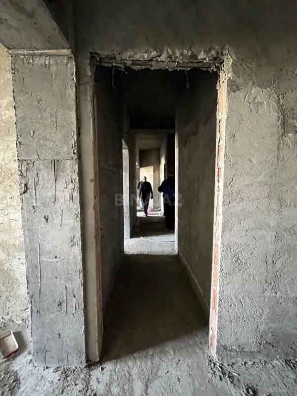 Satılır 3 otaqlı mənzil 117 m²