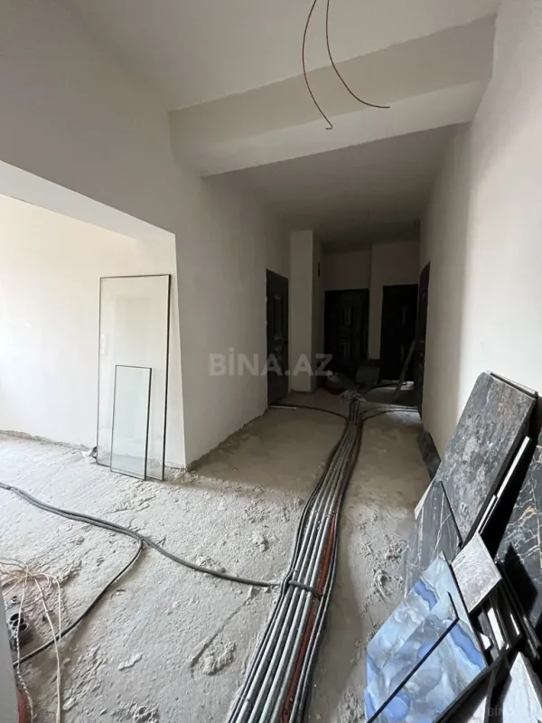 Satılır 3 otaqlı mənzil 117 m²