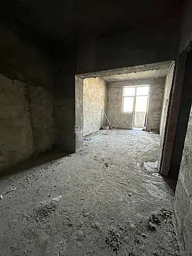 Satılır 3 otaqlı mənzil 117 m²