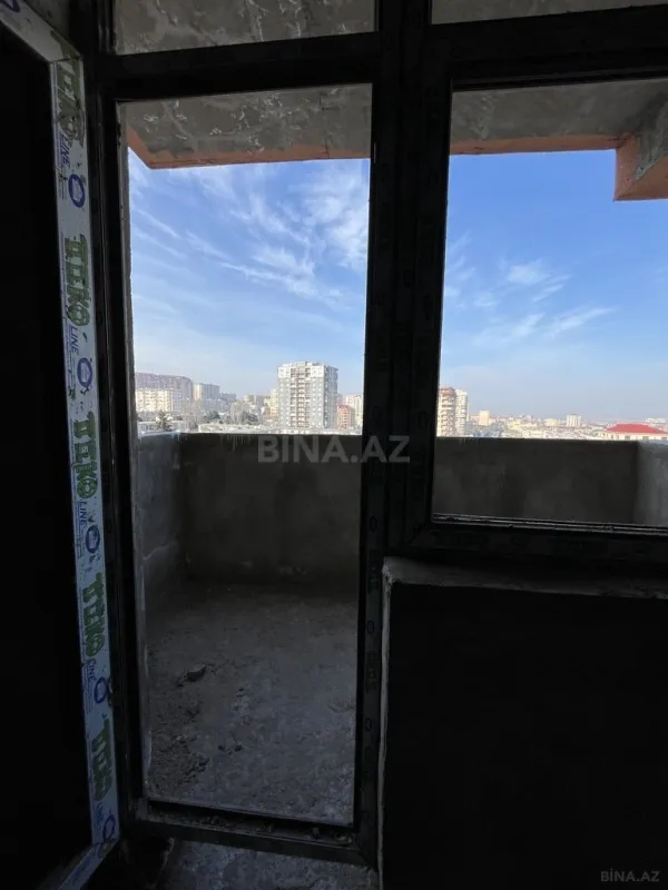 Satılır 3 otaqlı mənzil 117 m²