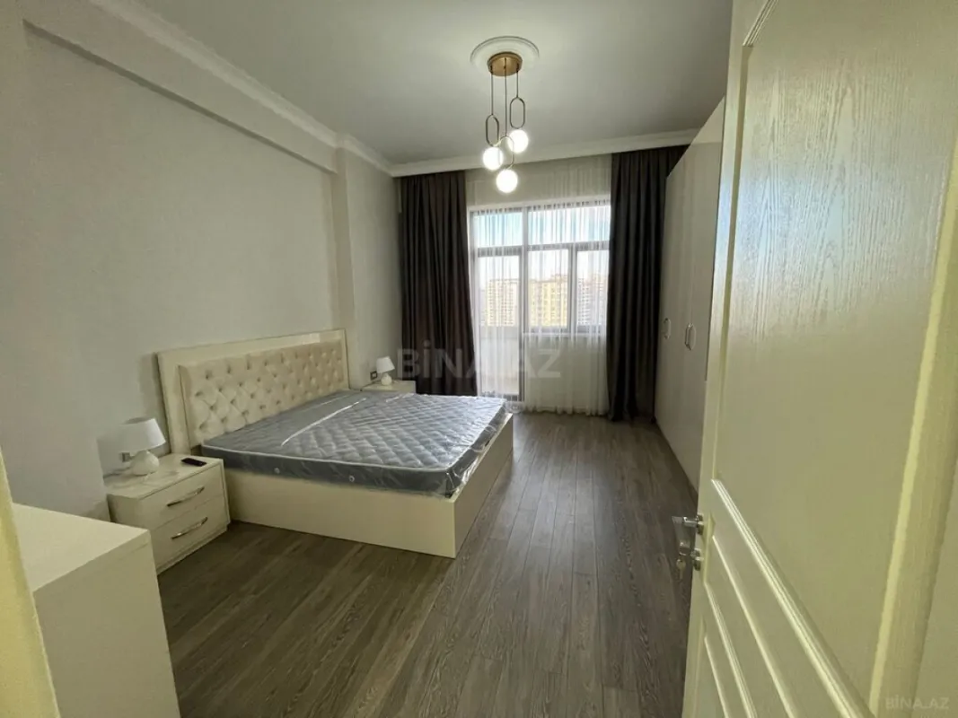 Kirayə verilir 2 otaqlı mənzil 95 m²