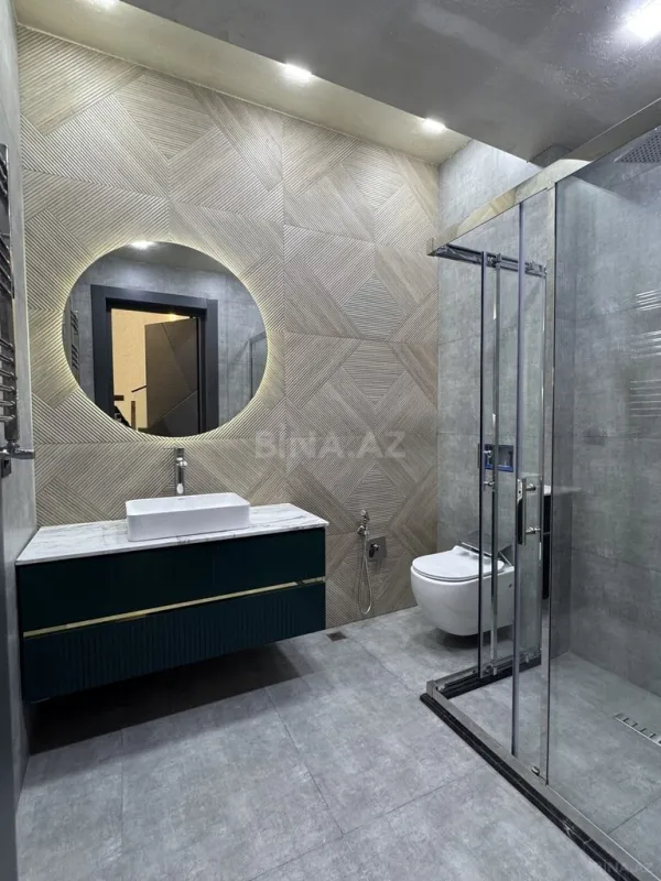 Satılır 6 otaqlı həyət evi 500 m²