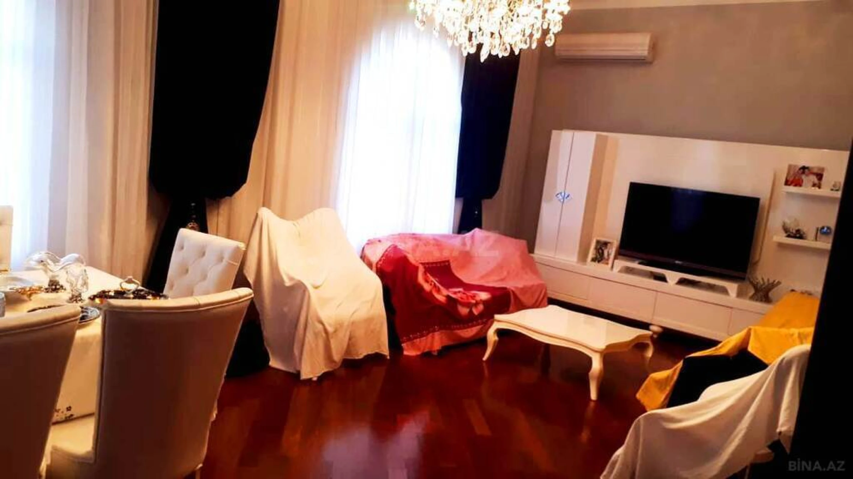 Satılır 6 otaqlı həyət evi 800 m²