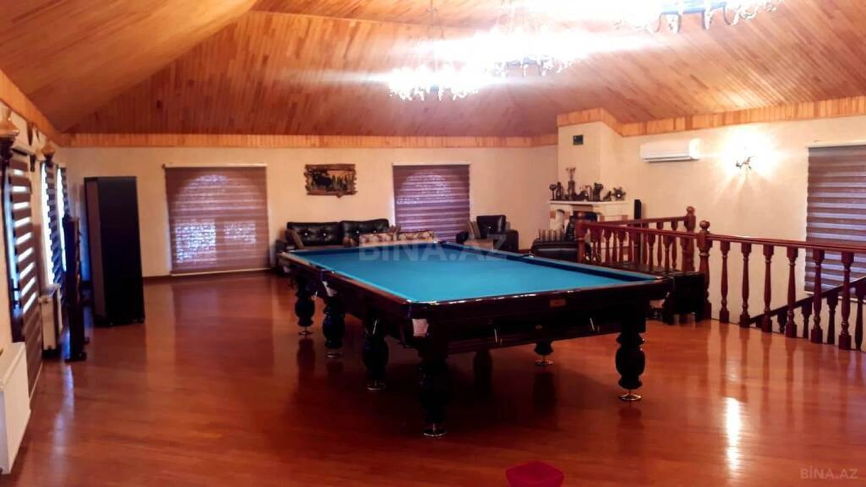 Satılır 6 otaqlı həyət evi 800 m²