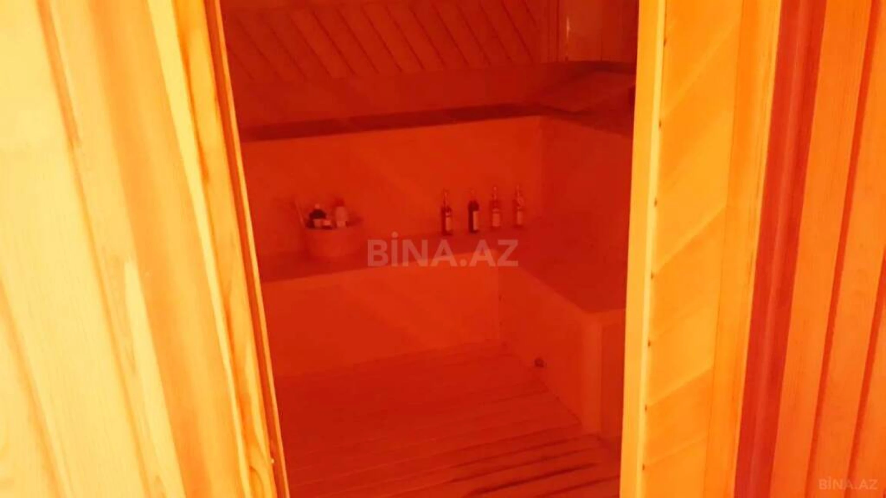 Satılır 6 otaqlı həyət evi 800 m²