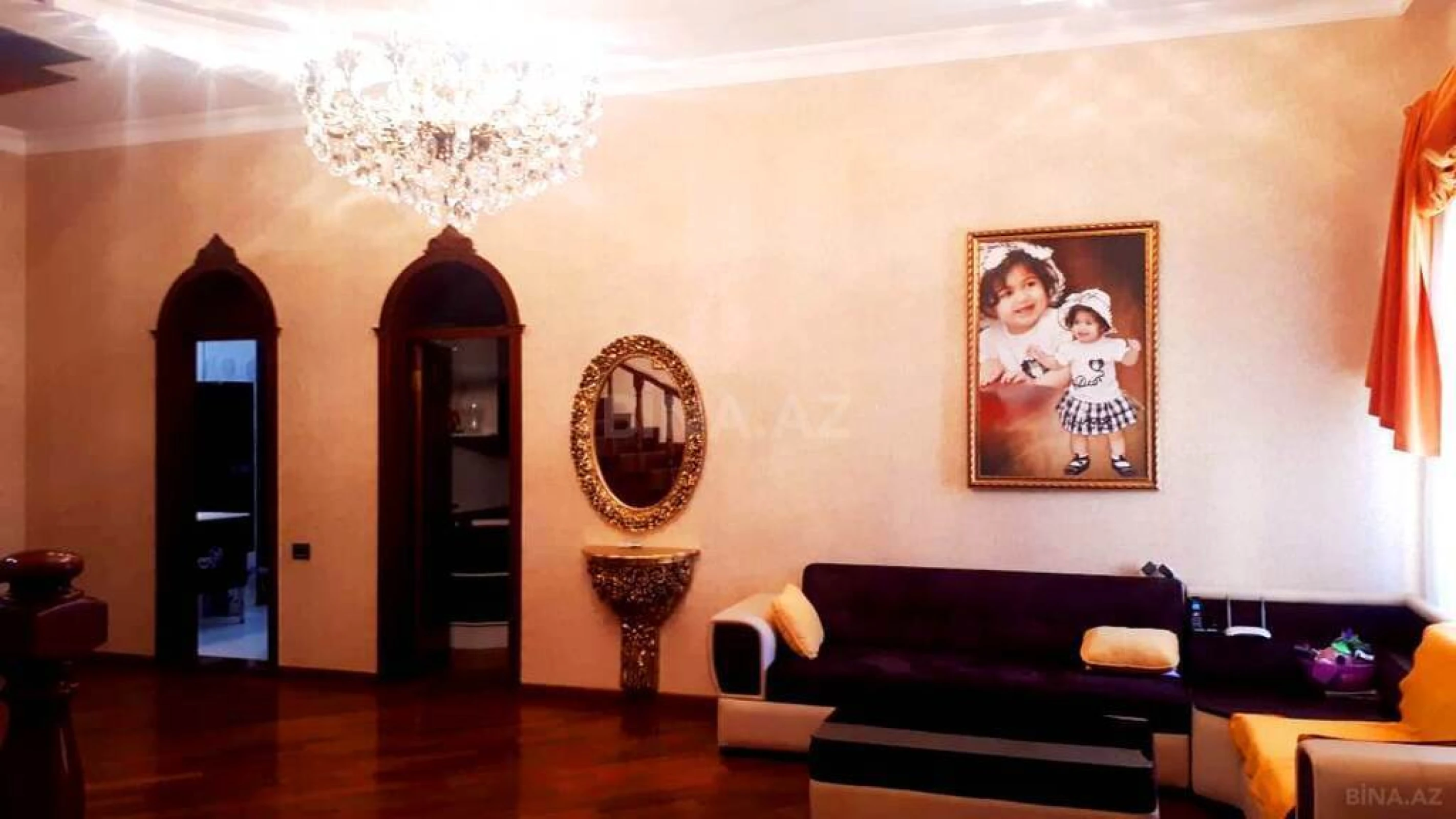 Satılır 6 otaqlı həyət evi 800 m²