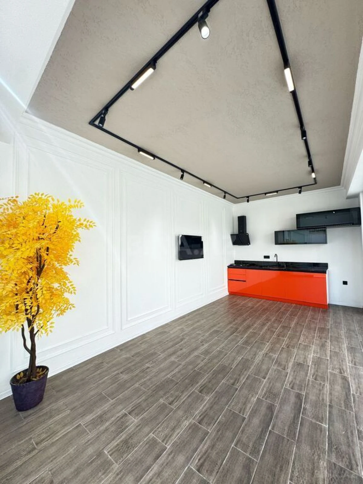 Satılır 4 otaqlı həyət evi 220 m²