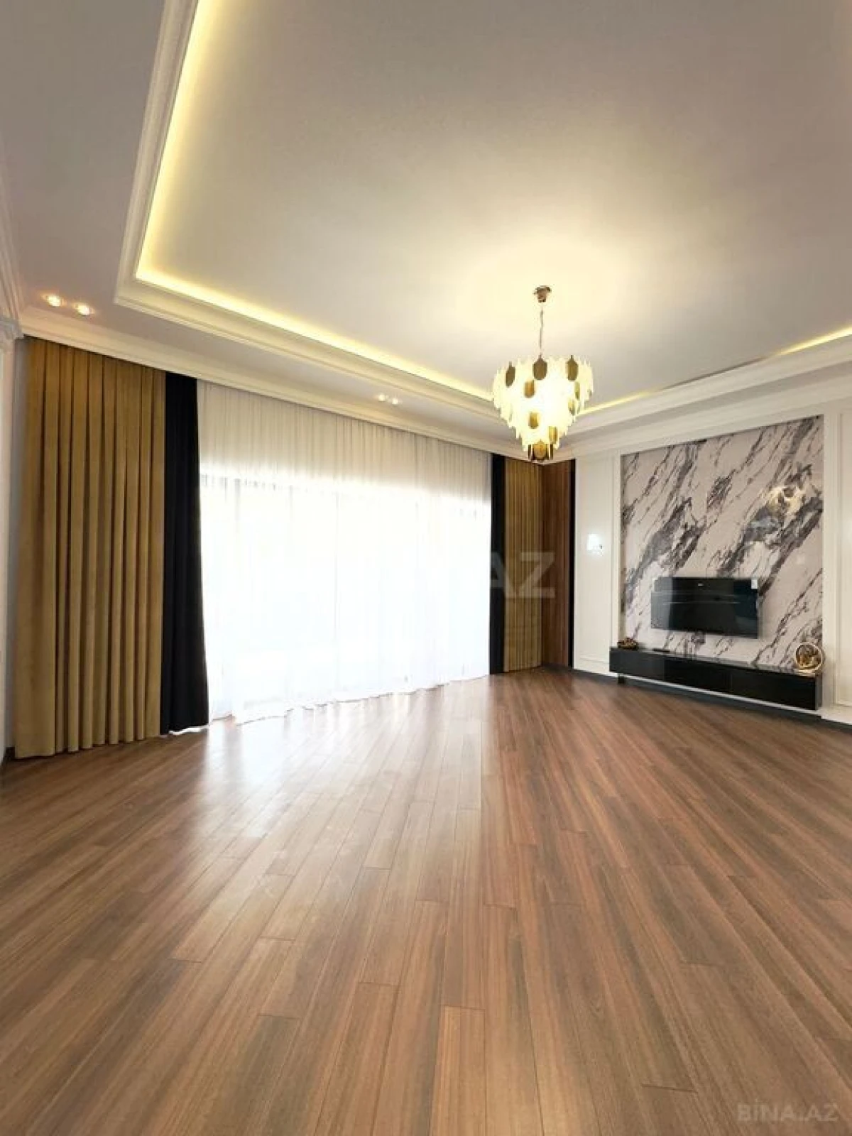 Satılır 4 otaqlı həyət evi 220 m²