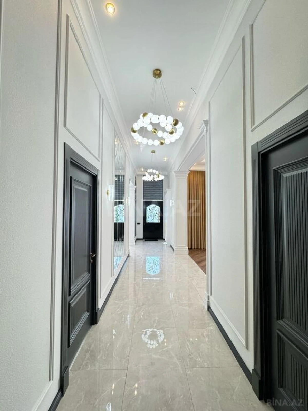Satılır 4 otaqlı həyət evi 220 m²