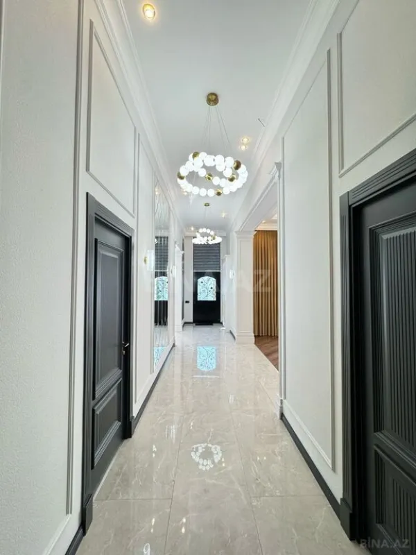 Satılır 4 otaqlı həyət evi 220 m²