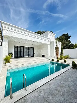 Satılır 4 otaqlı həyət evi 220 m² — Bakı, Mərdəkan 4 otaq 220.00 m²