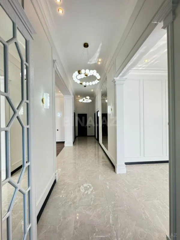 Satılır 4 otaqlı həyət evi 220 m²
