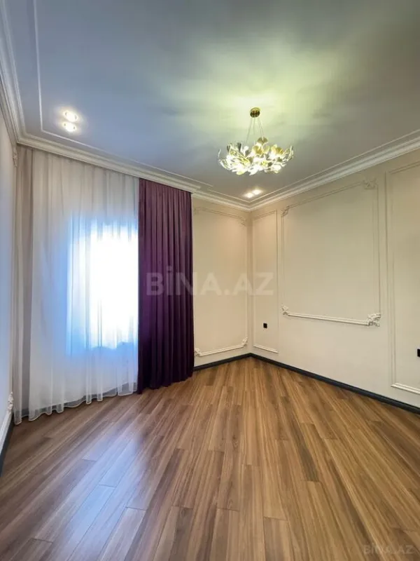 Satılır 4 otaqlı həyət evi 220 m²