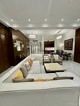 Kirayə verilir 4 otaqlı mənzil 153 m²