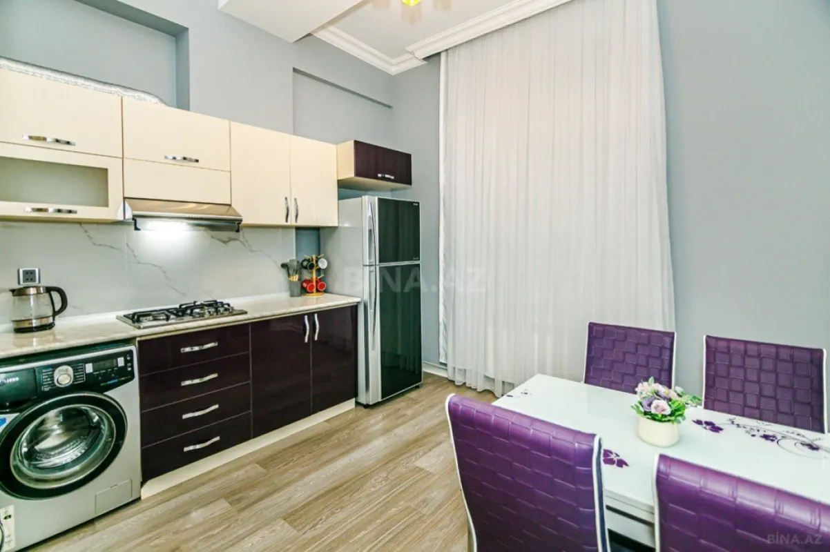 Kirayə verilir 2 otaqlı mənzil 80 m²