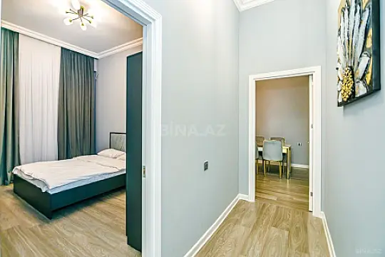Kirayə verilir 2 otaqlı mənzil 80 m²