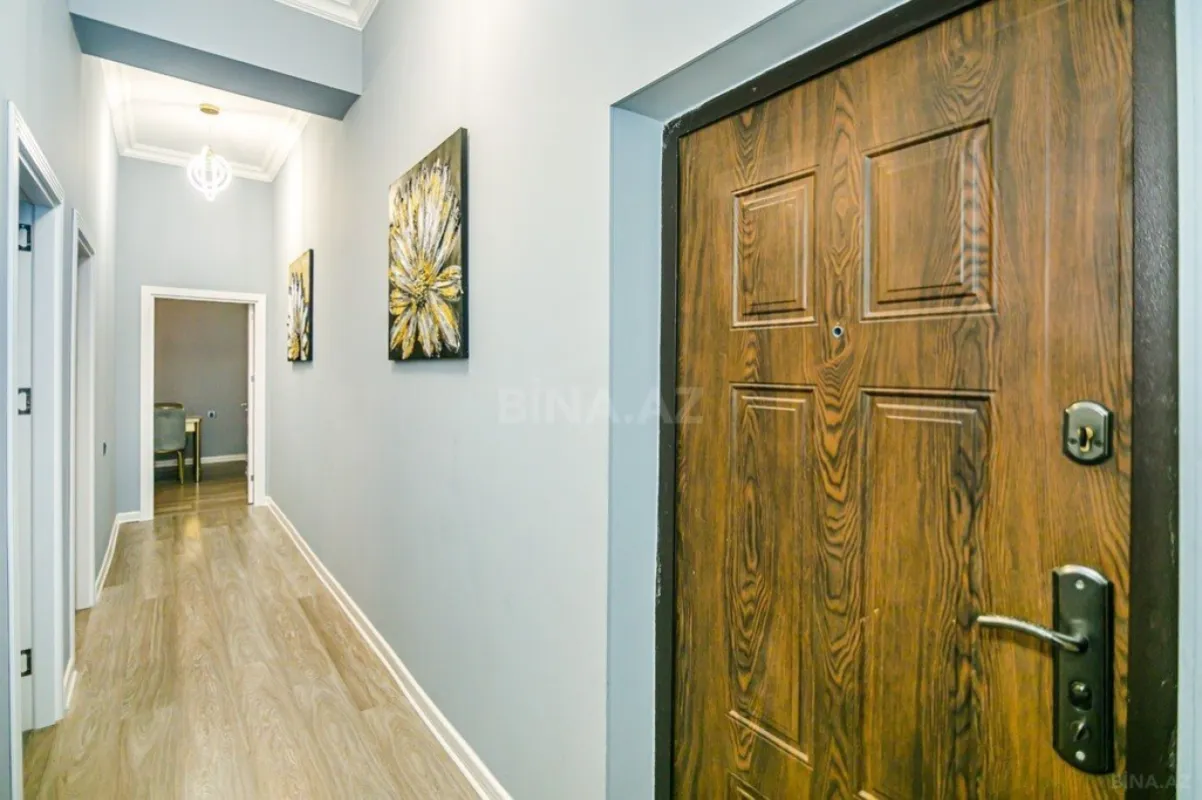 Kirayə verilir 2 otaqlı mənzil 80 m²