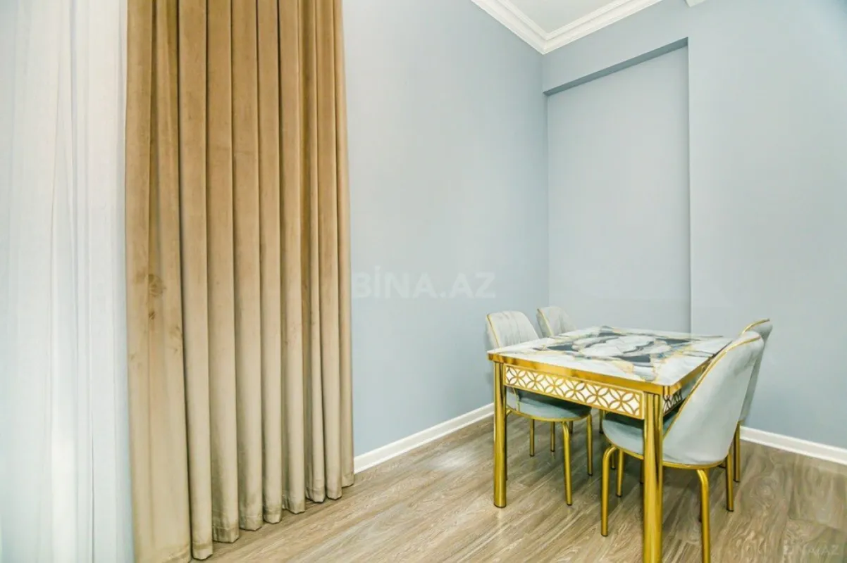 Kirayə verilir 2 otaqlı mənzil 80 m²