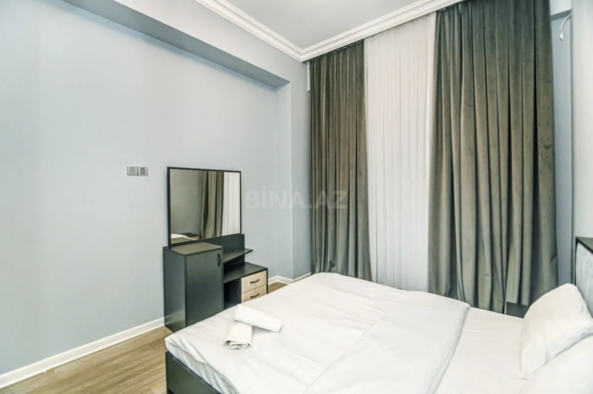 Kirayə verilir 2 otaqlı mənzil 80 m²
