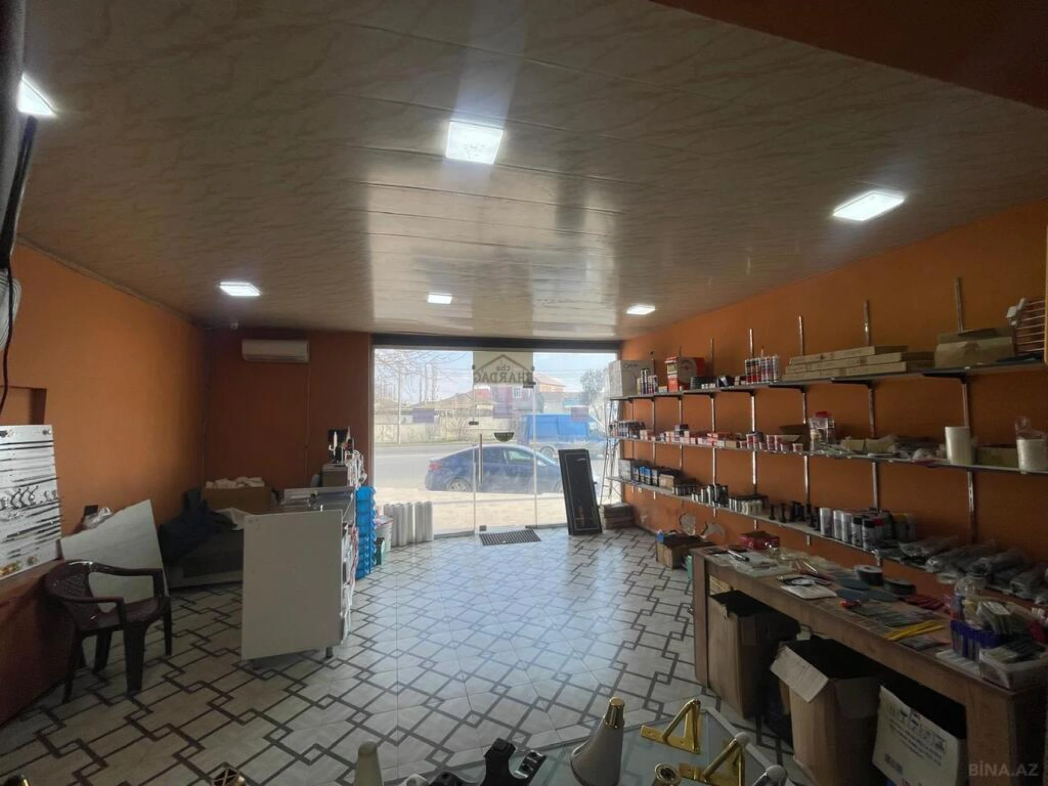 Kirayə verilir obyekt 125 m²