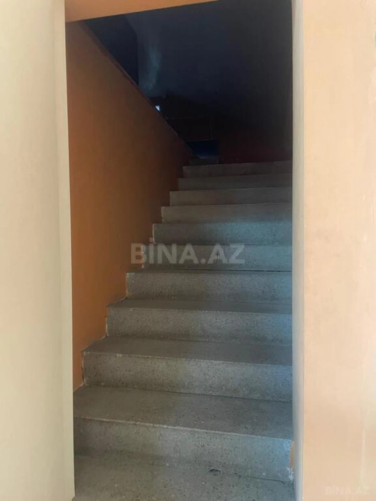 Kirayə verilir obyekt 125 m²