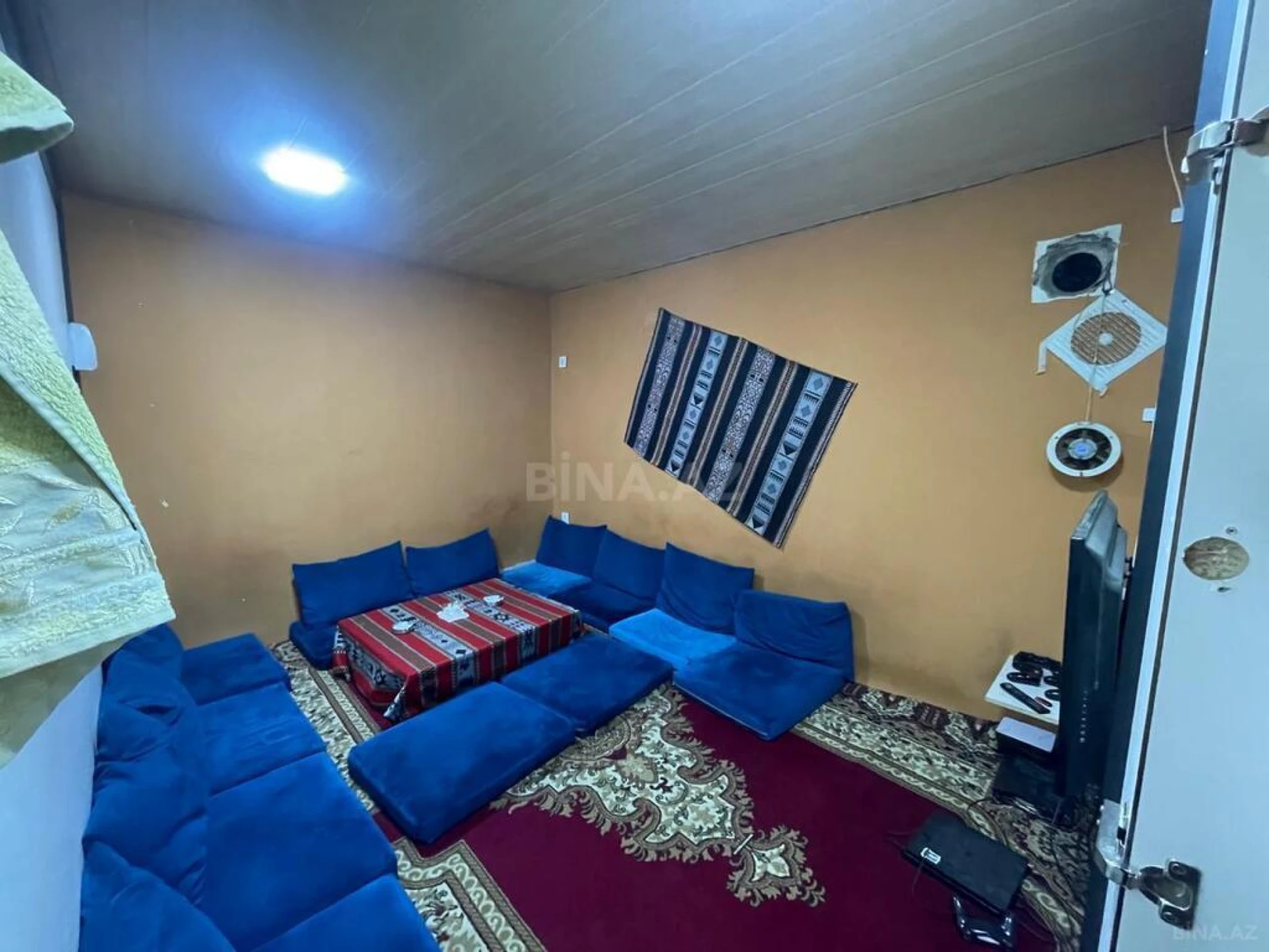 Kirayə verilir obyekt 125 m²