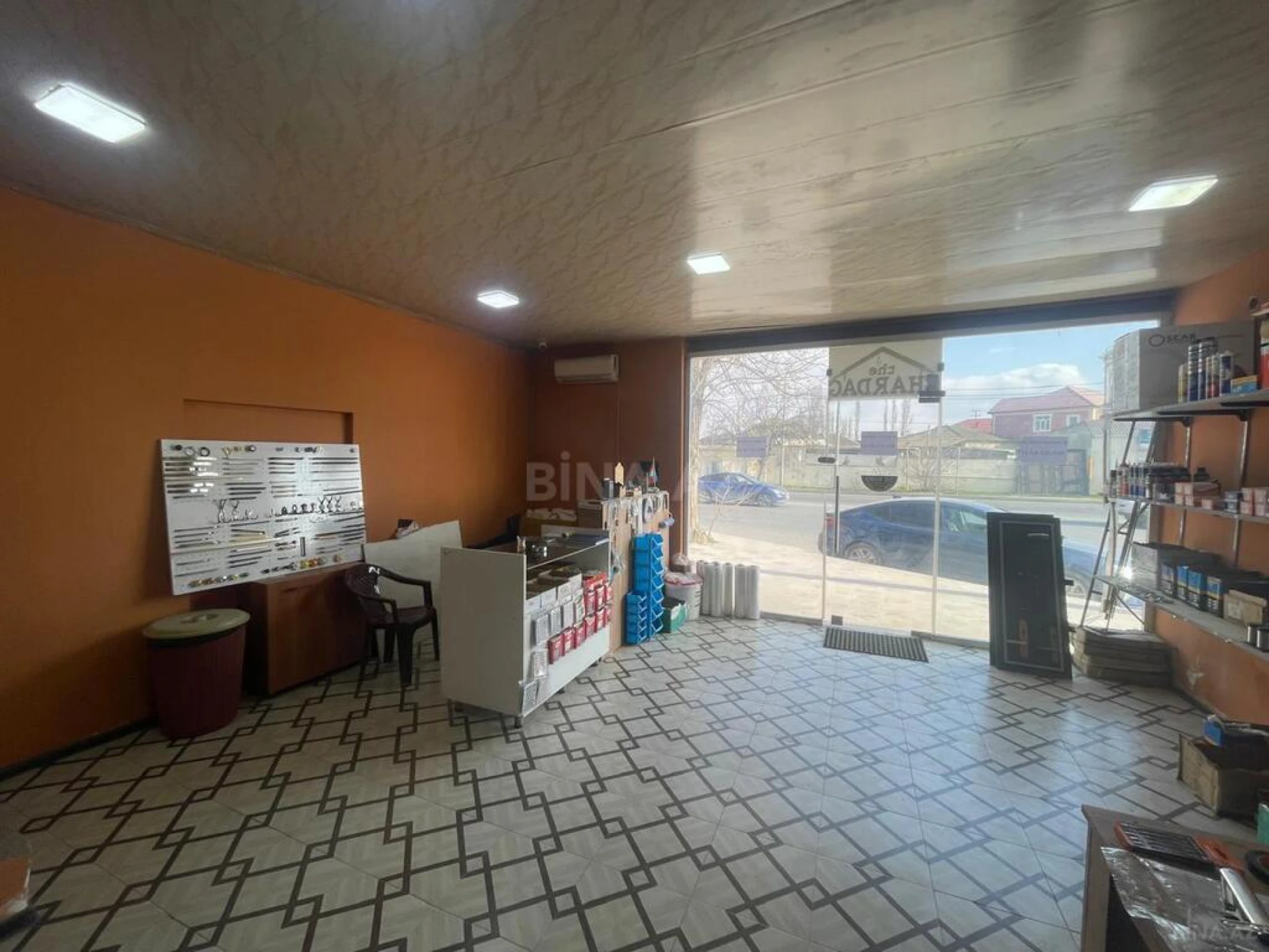 Kirayə verilir obyekt 125 m²