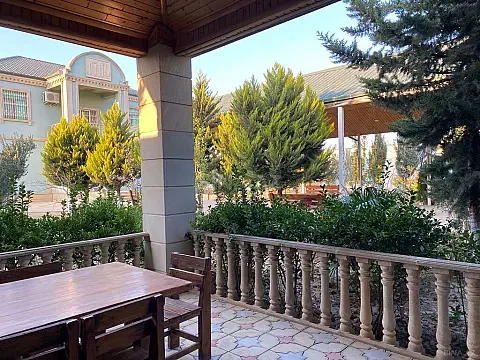 Kirayə verilir 7 otaqlı həyət evi 250 m² — Bakı, Şüvəlan 7 otaq 250.00 m²